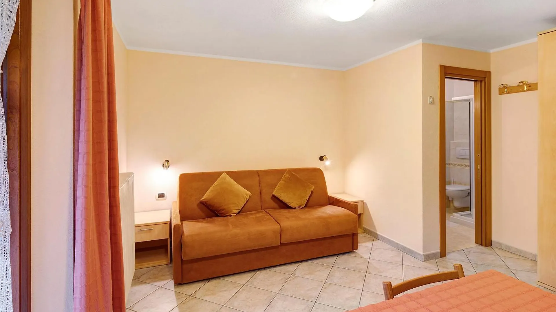 Casa Romilda Monolocale Apartment Livigno Italy